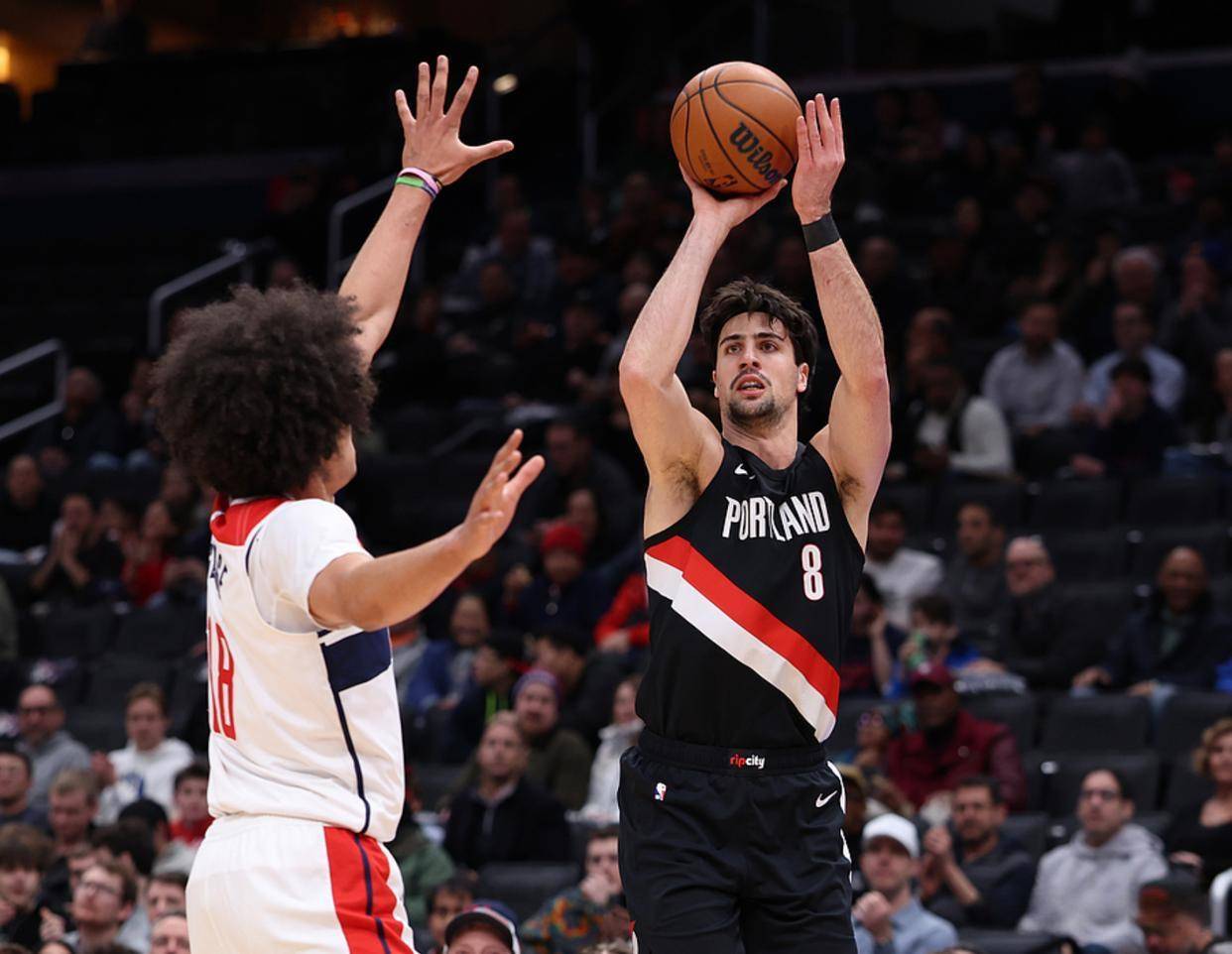 重磅!赛前多伦多猛龙状态回暖波特兰开拓者围绕欧冠篮板制胜,华盛顿奇才冲刺阶段更衣室发声的简单介绍 重磅!赛前多伦多猛龙状态回暖波特兰开拓者围绕欧冠篮板制胜,华盛顿奇才冲刺阶段更衣室发声的简单介绍