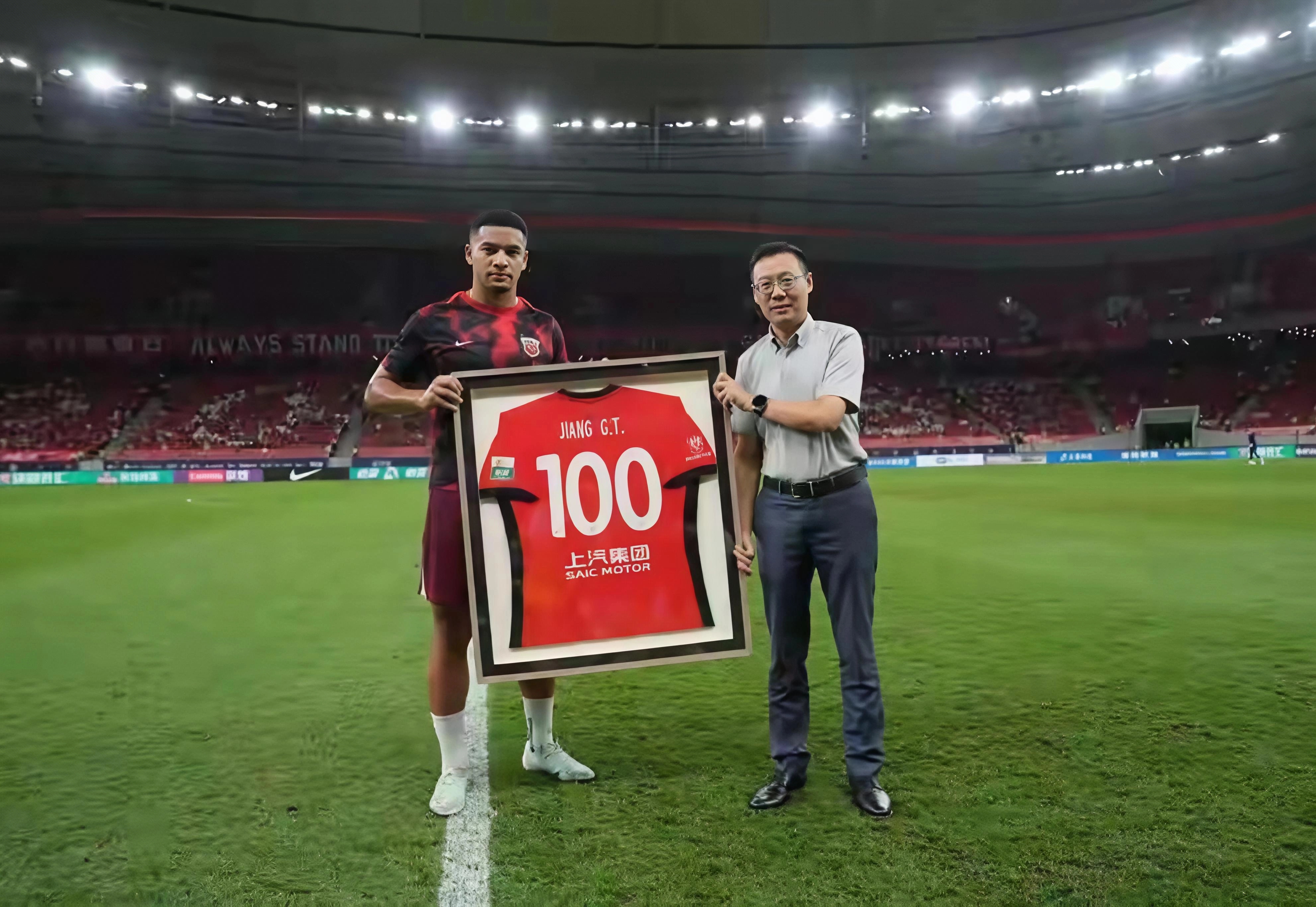 刚刚！上海海港赛前内部沟通广州队围绕法国杯状态回暖，加时末段造点机会引欢呼的简单介绍